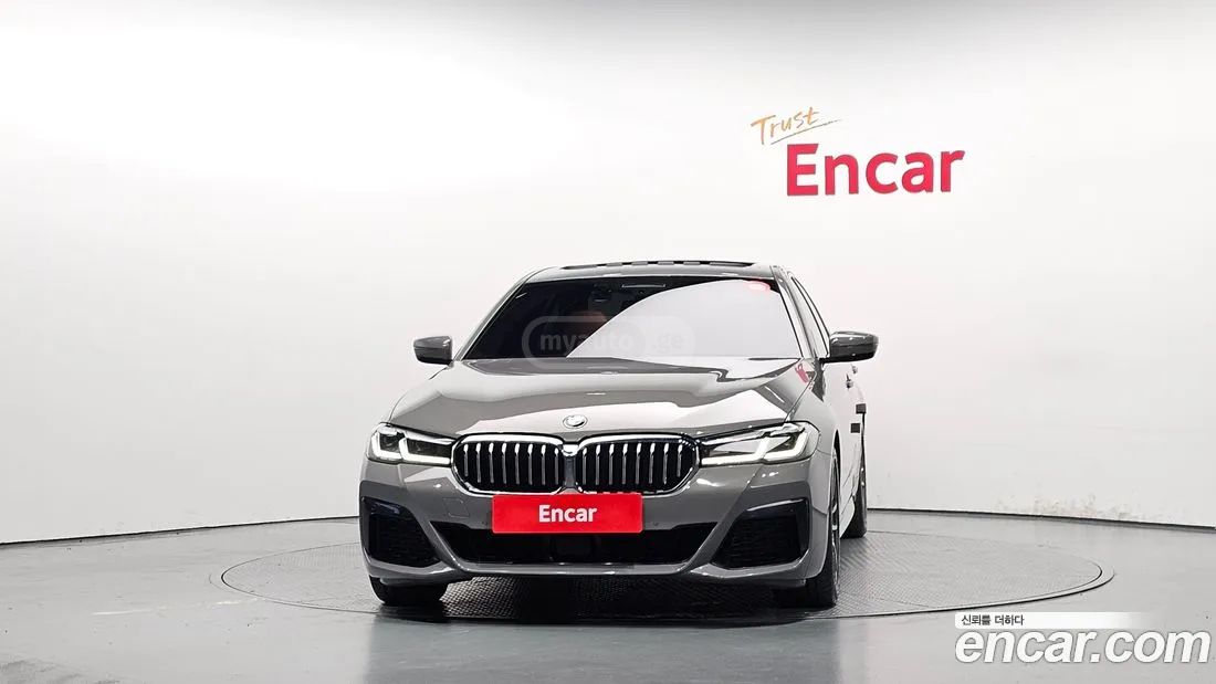 BMW 550 - фото 3