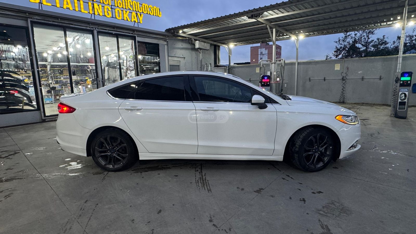 Ford Fusion - фото 4