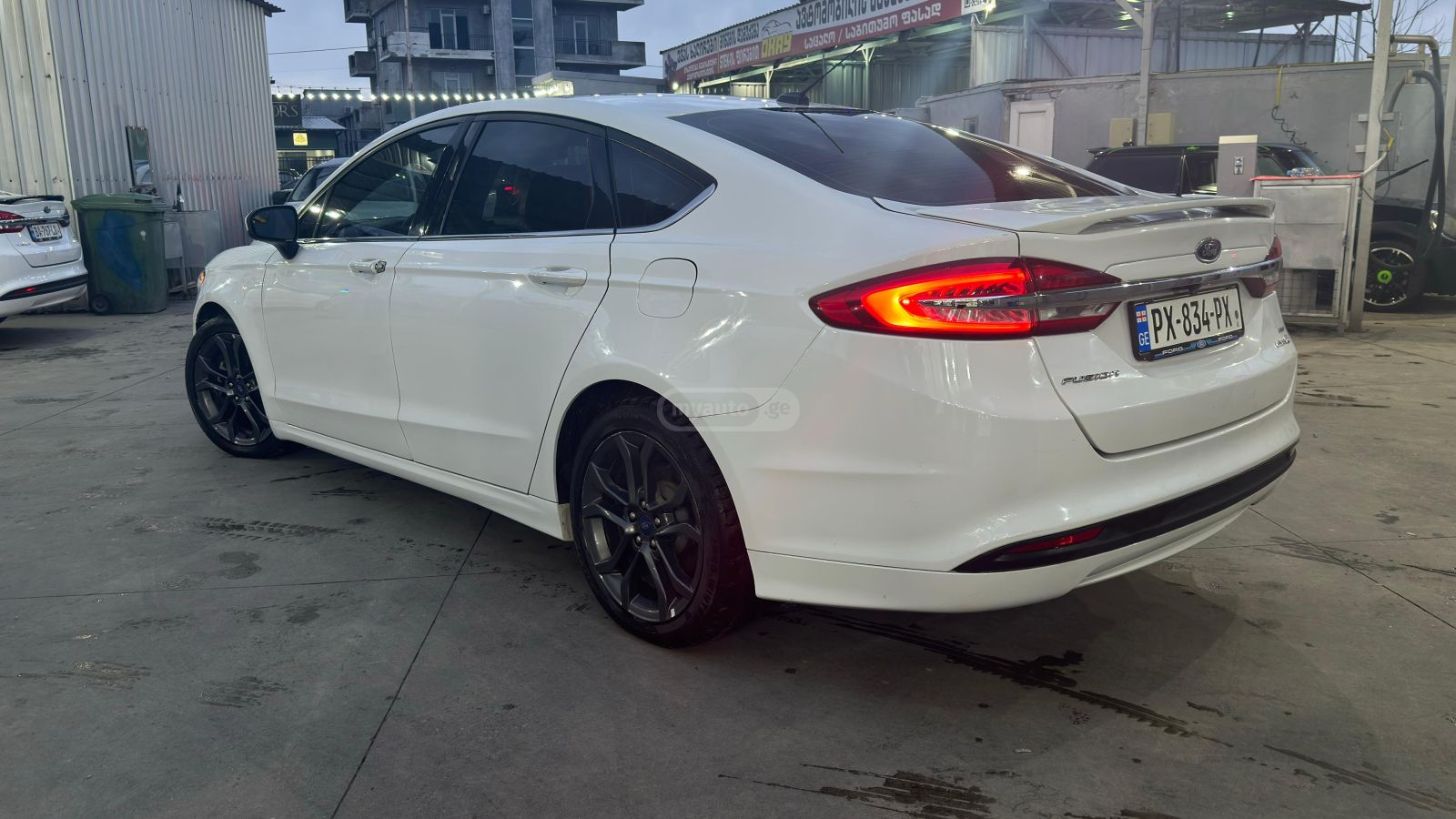 Ford Fusion - фото 5
