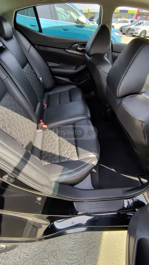 Nissan Maxima - фото 12
