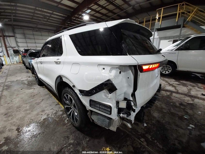 Ford Explorer 2025 — миниатюра 3