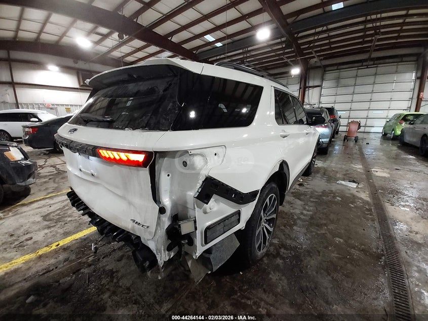 Ford Explorer 2025 — миниатюра 4