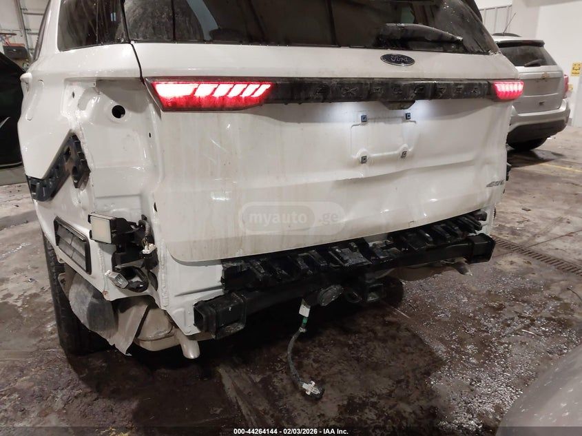 Ford Explorer 2025 — миниатюра 6