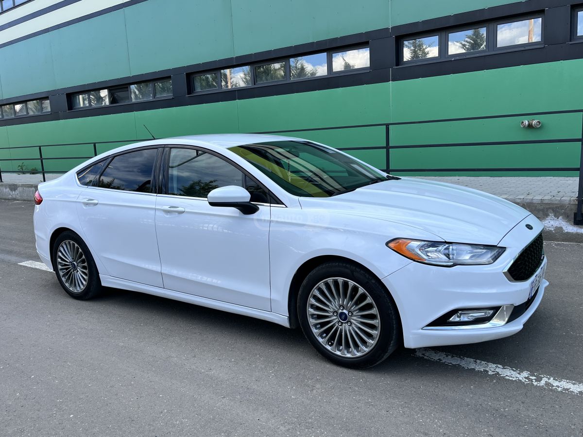Ford Fusion - фото 10