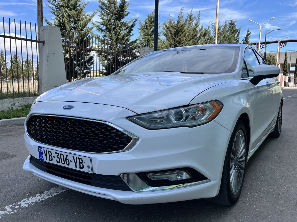 Ford Fusion - фото 12