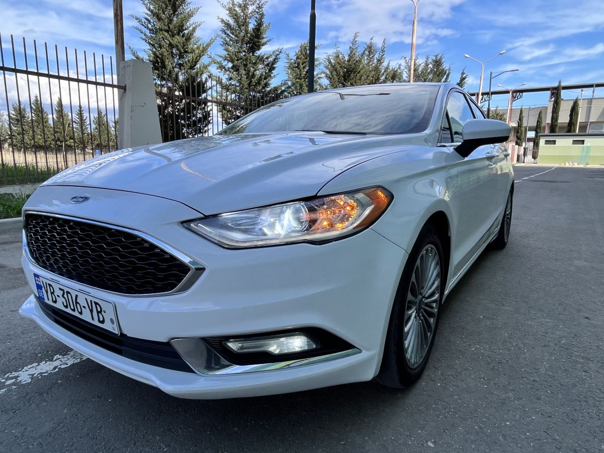 Ford Fusion - фото 2