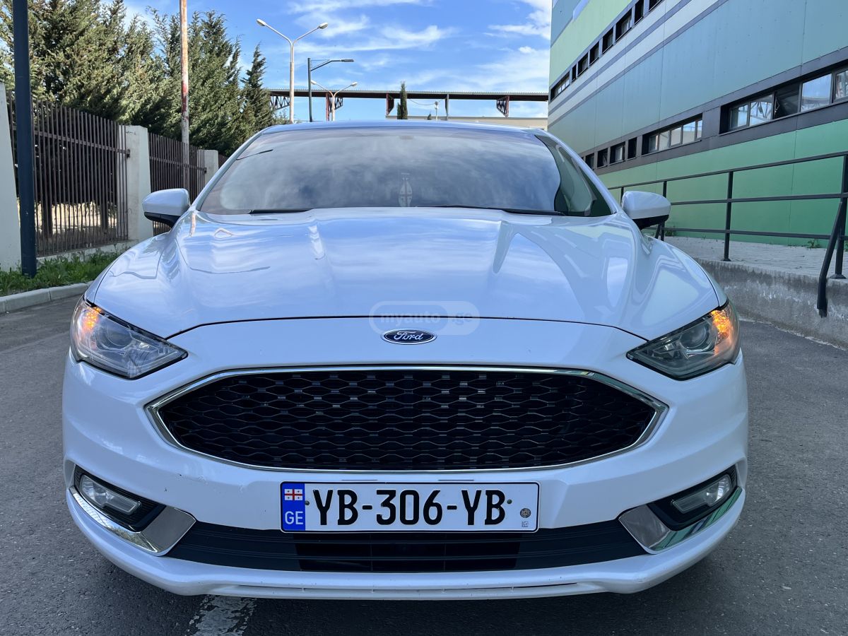 Ford Fusion - фото 4