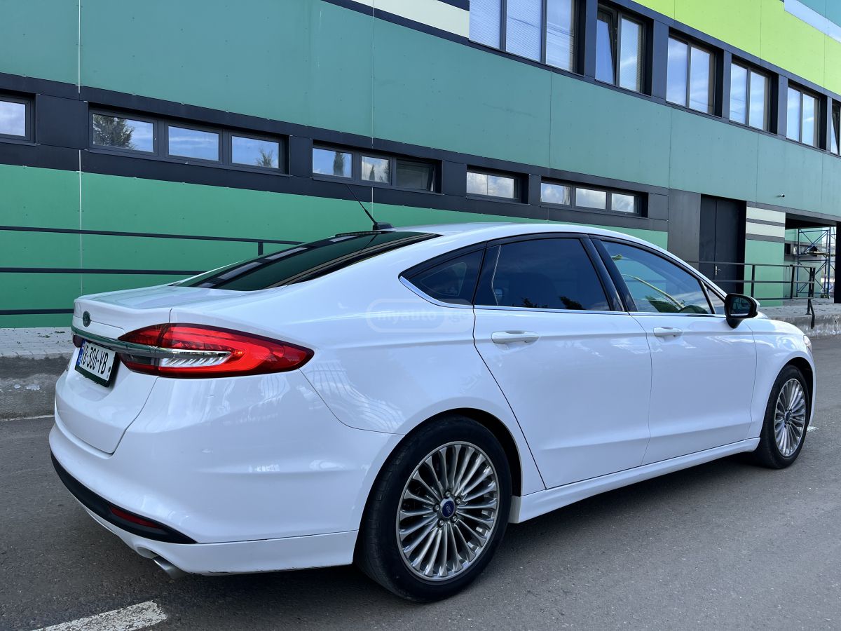 Ford Fusion - фото 5