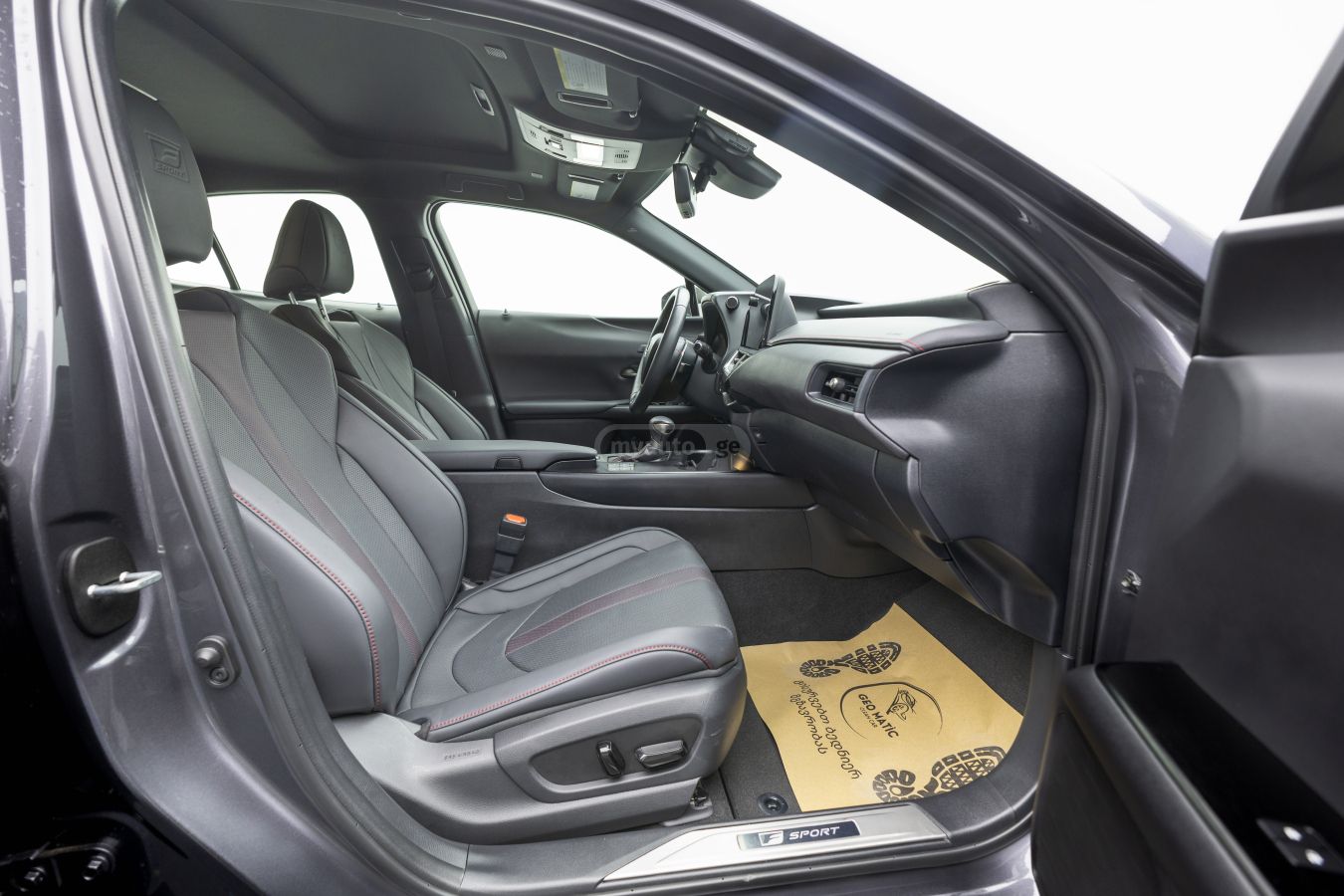 Lexus Lexus UX — миниатюра 10