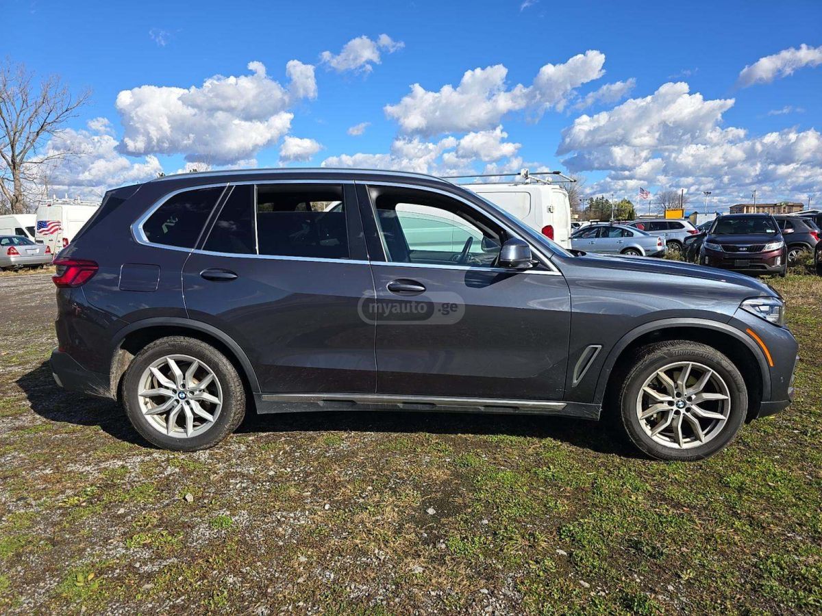 BMW X5 - фото 4