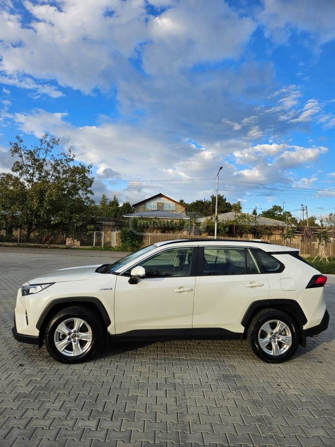 Toyota RAV 4 - фото 11