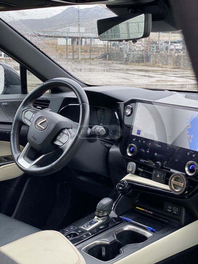 Lexus NX 350 - фото 6