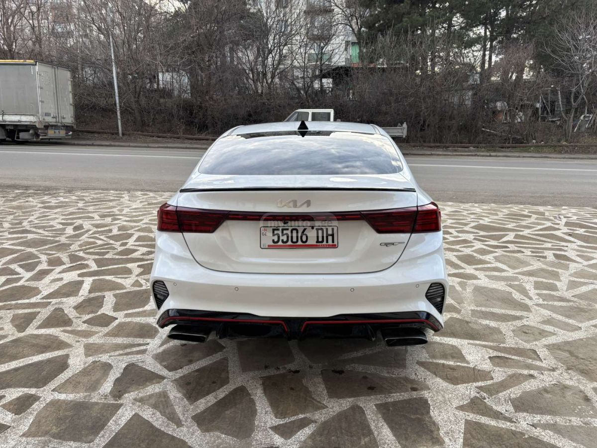 Kia Forte - фото 8