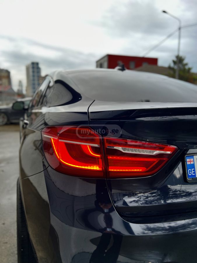 BMW X6 - фото 8
