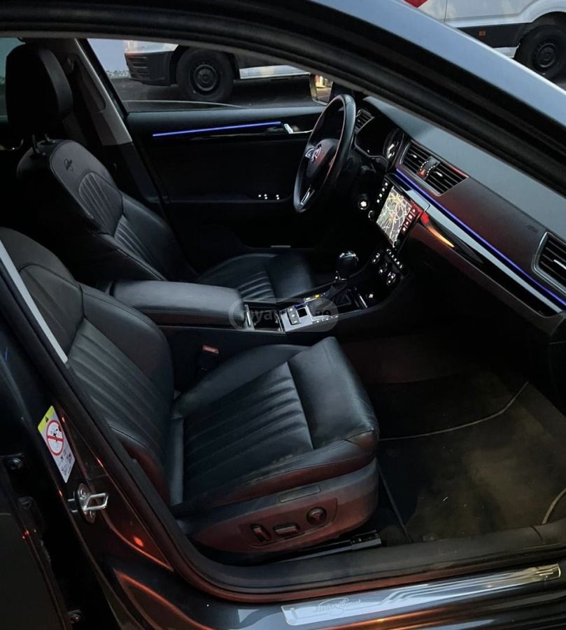 Skoda Superb - фото 10