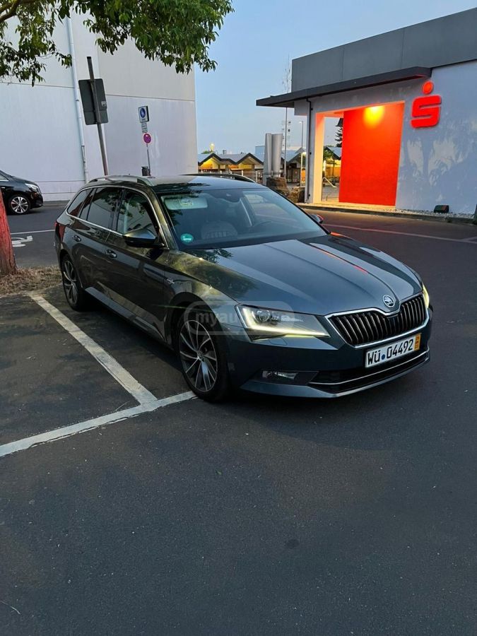 Skoda Superb - фото 12