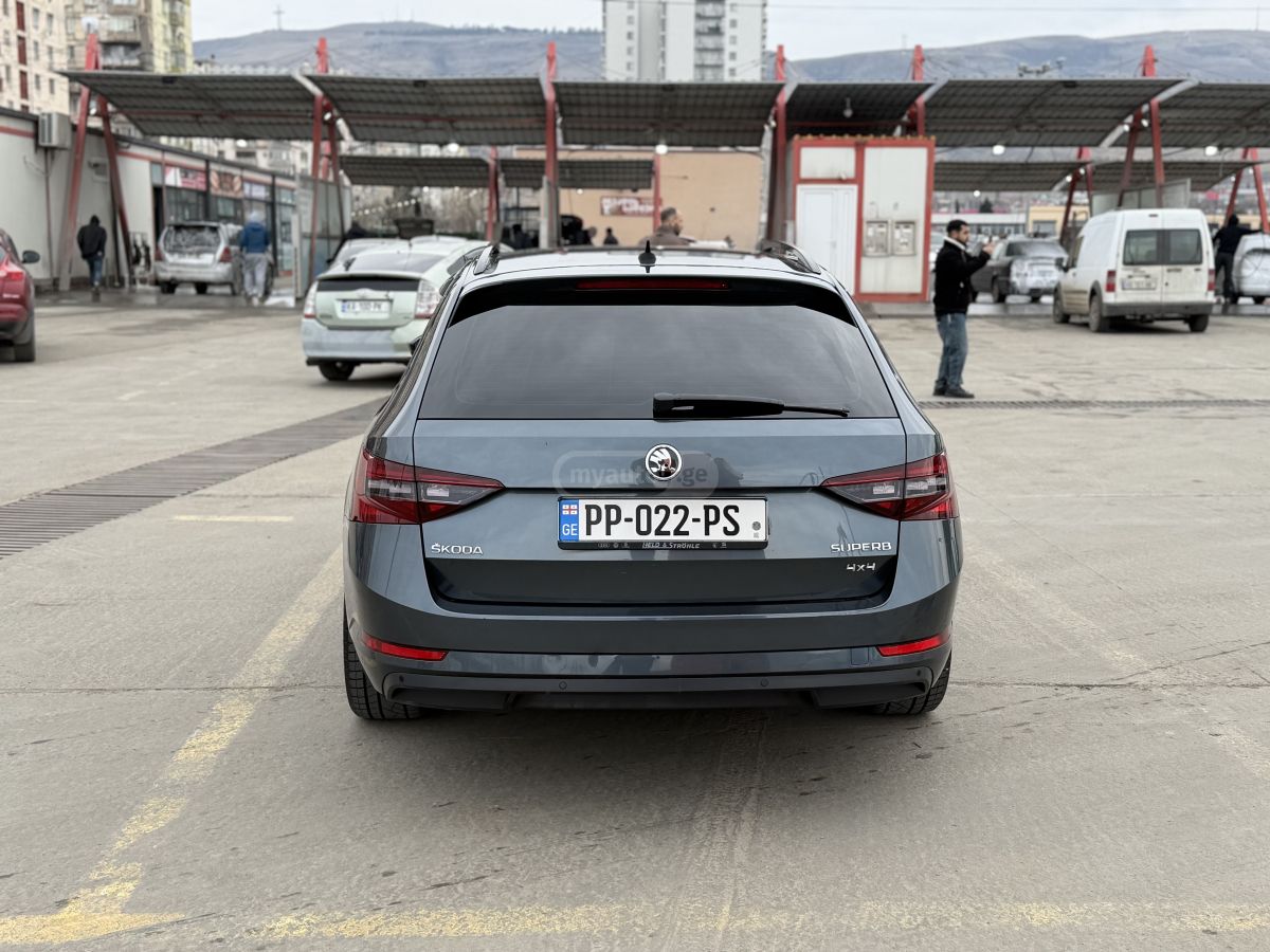 Skoda Superb - фото 5