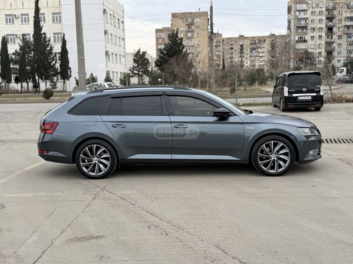 Skoda Superb - фото 7