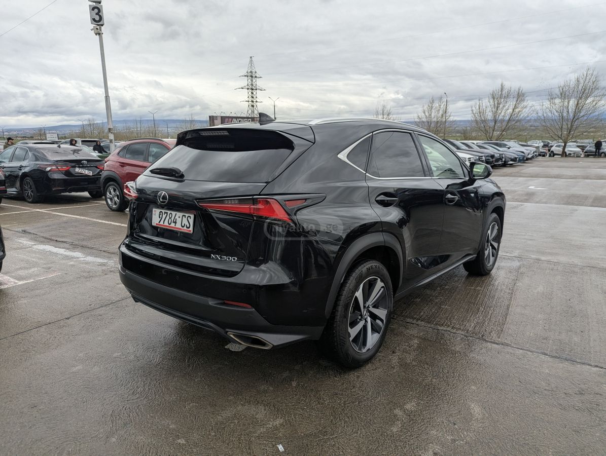 Lexus NX 300 - фото 3