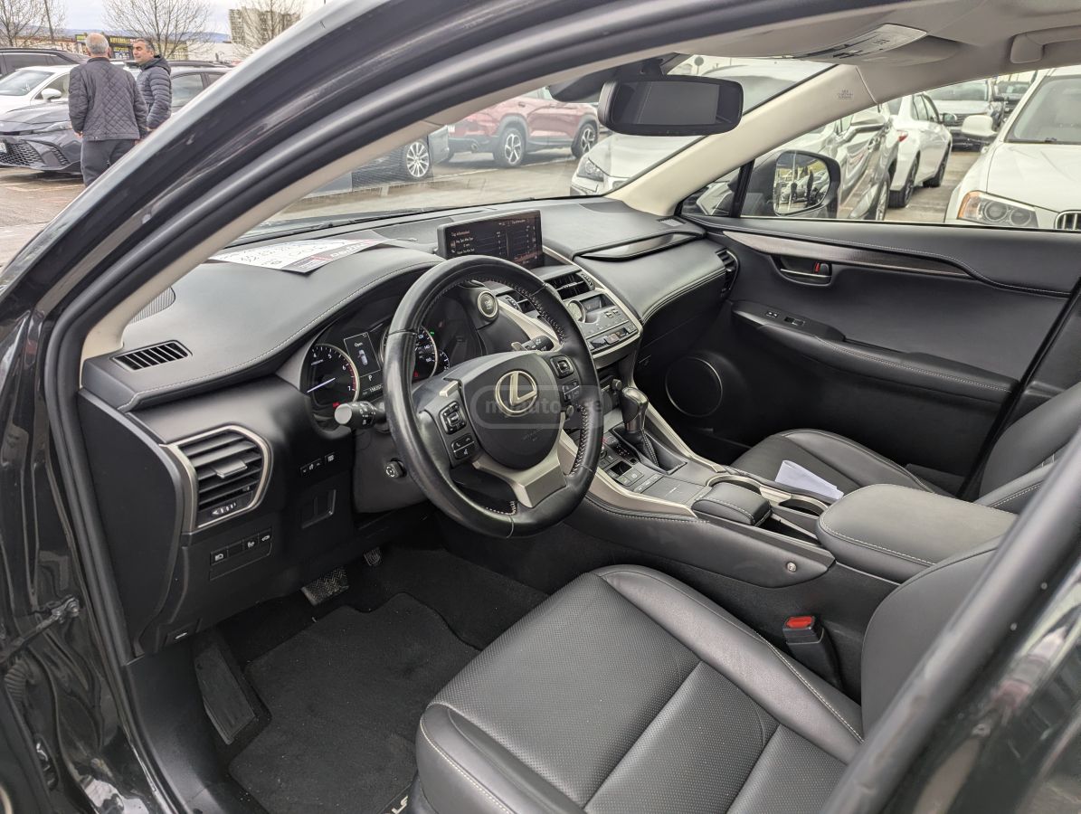 Lexus NX 300 - фото 7