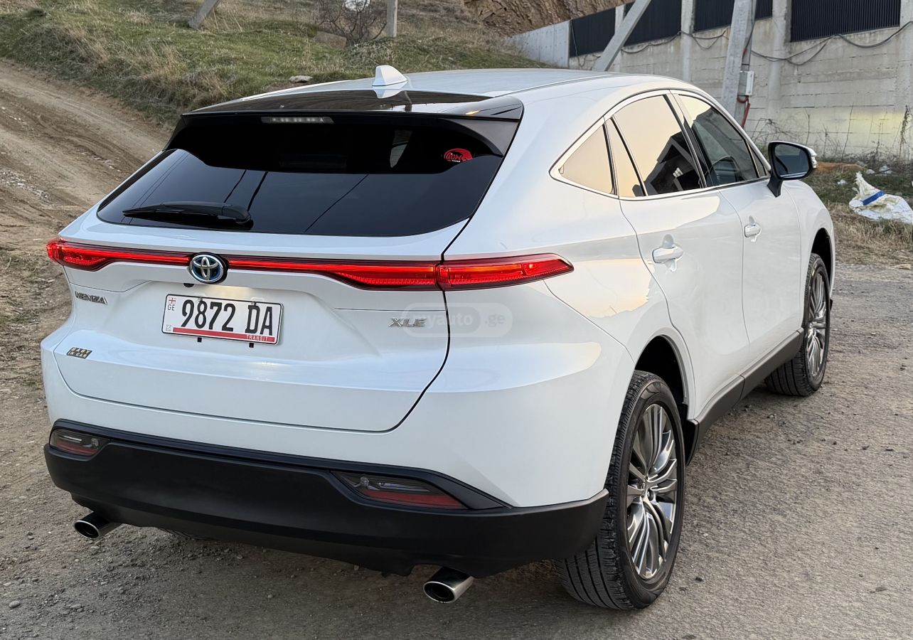 Toyota Venza - фото 2