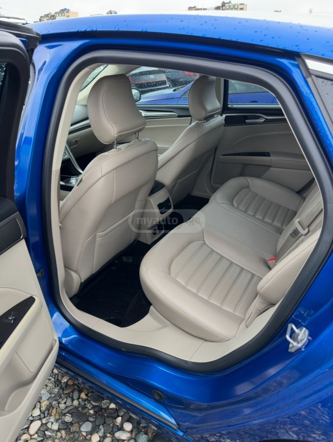 Ford Fusion - фото 7