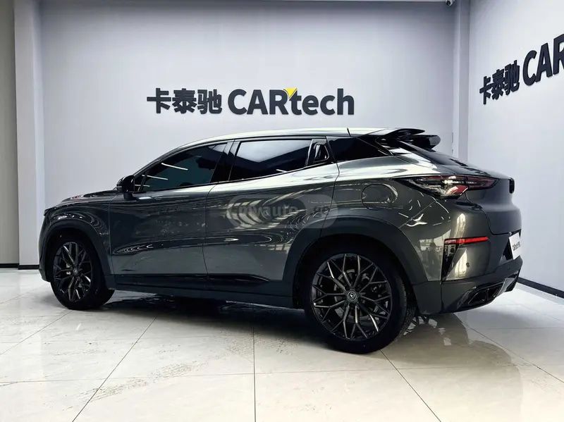 Changan UNI-T 2022 — миниатюра 3