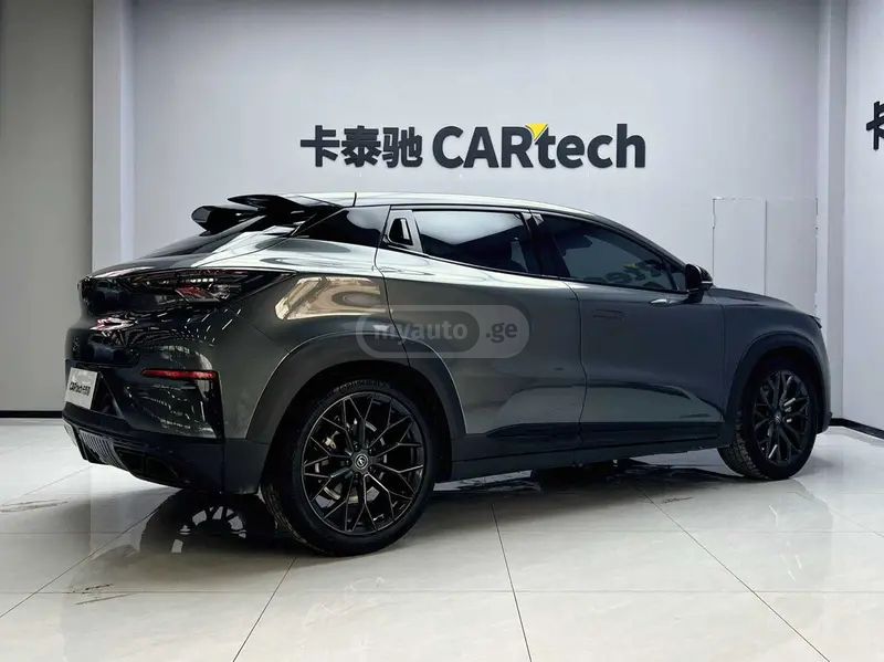 Changan UNI-T 2022 — миниатюра 5