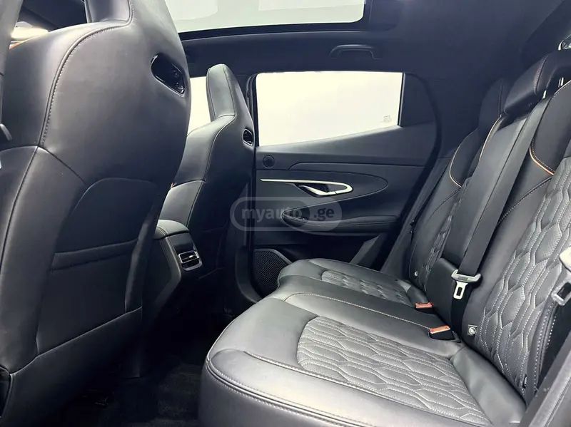 Changan UNI-T 2022 — миниатюра 9