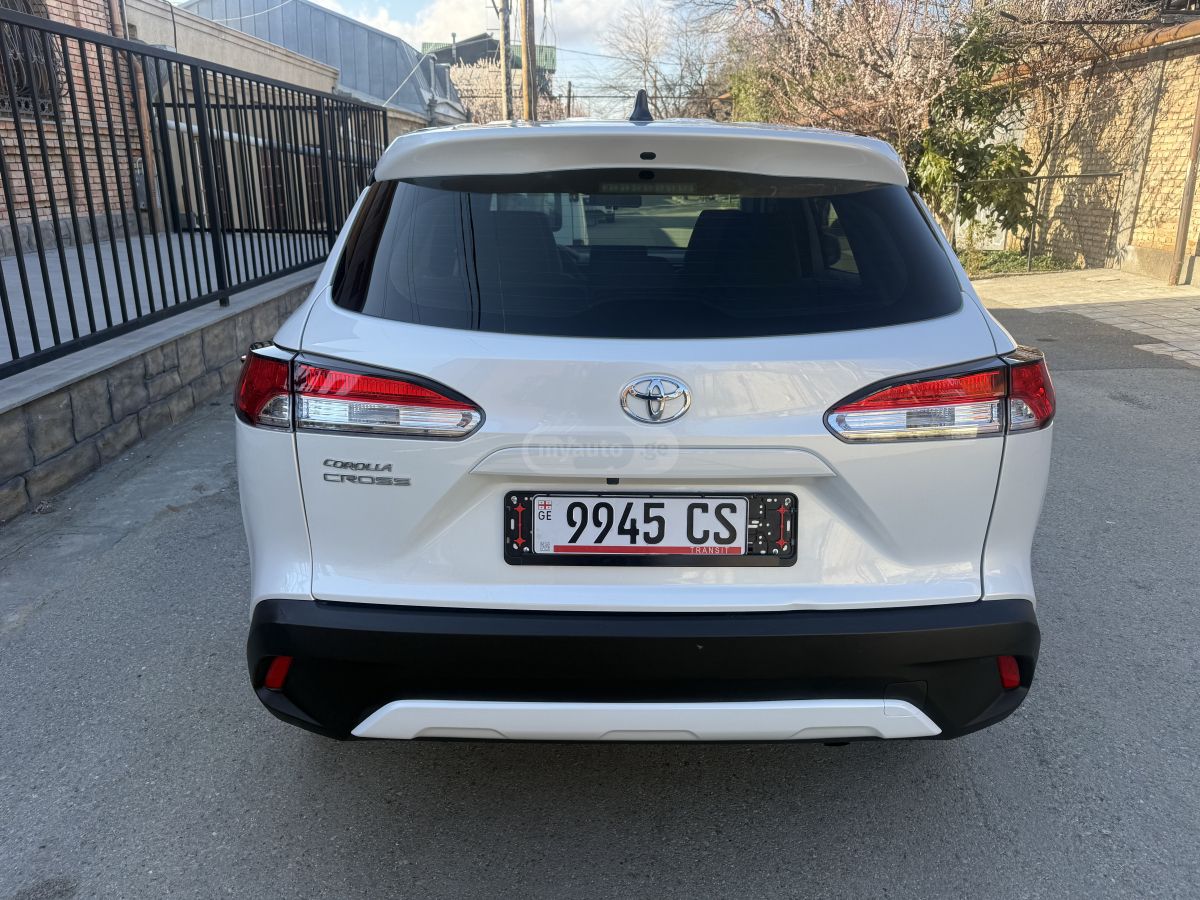 Toyota LE — миниатюра 10