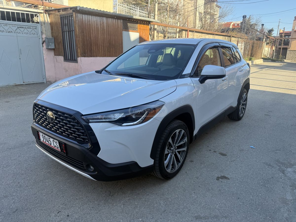 Toyota LE — миниатюра 13