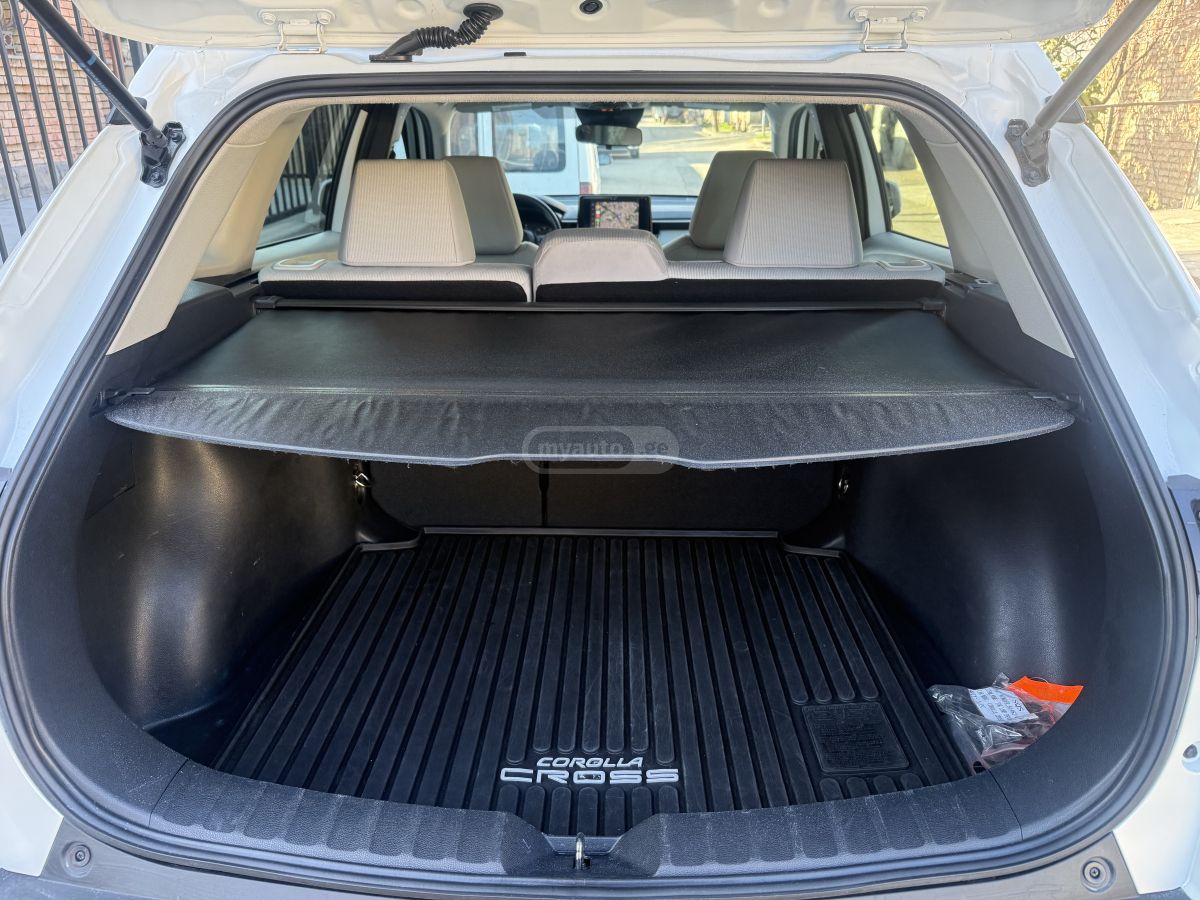 Toyota LE — миниатюра 2