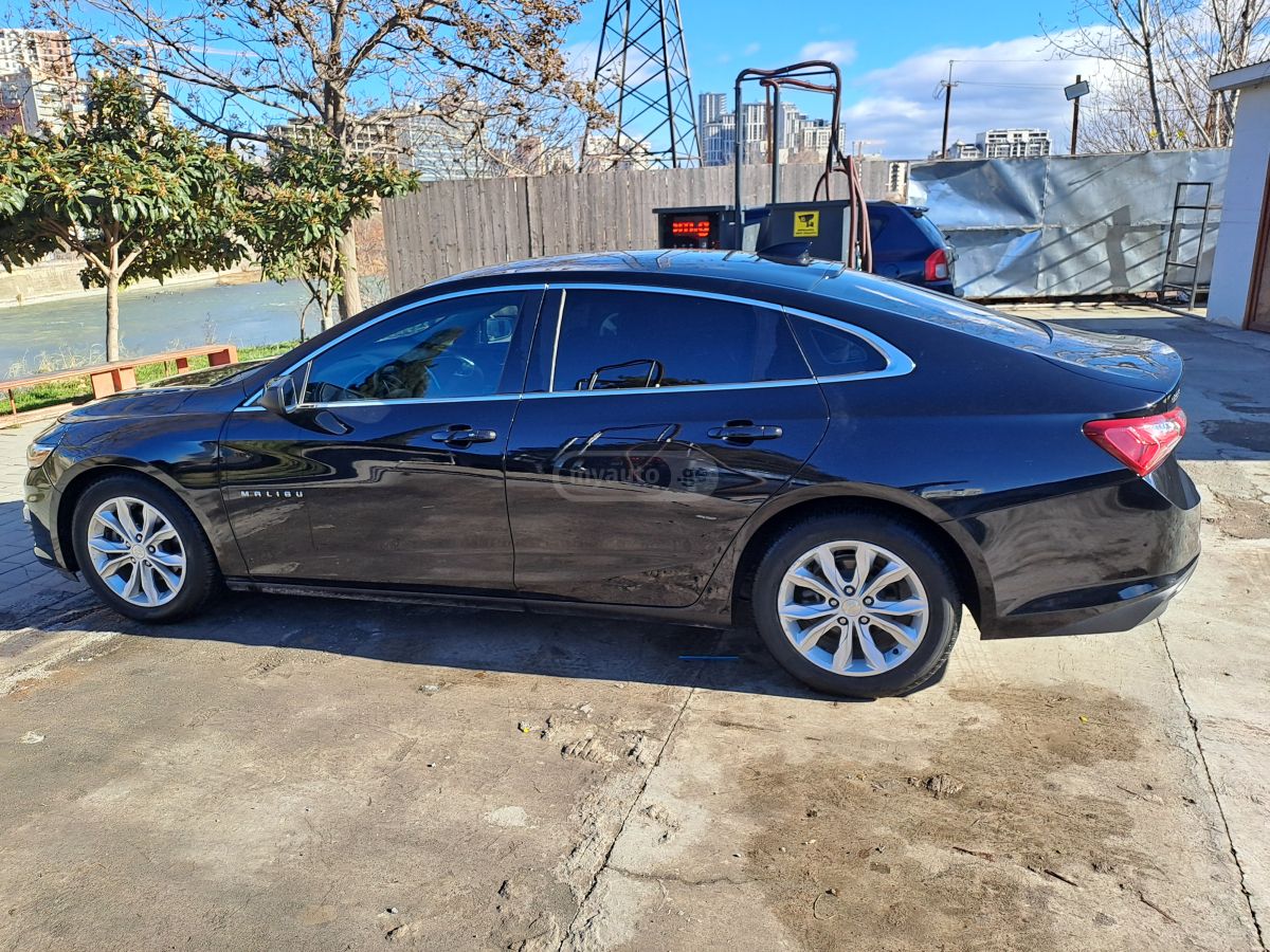 Chevrolet Malibu - фото 14
