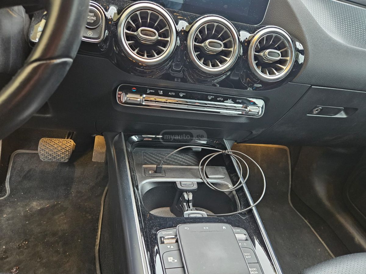 Mercedes-Benz Base GLA 250 4dr Front-Wheel D — миниатюра 13