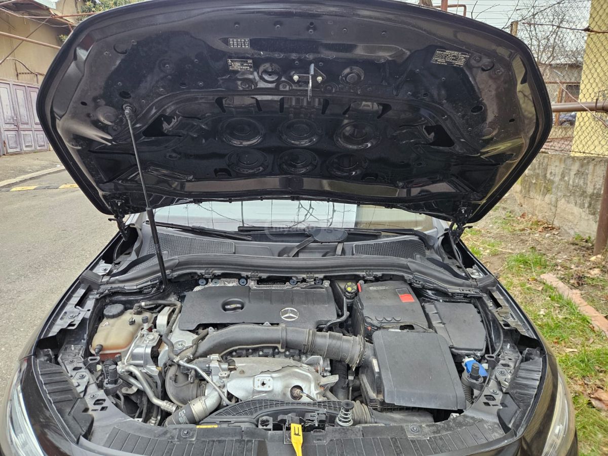 Mercedes-Benz Base GLA 250 4dr Front-Wheel D — миниатюра 4