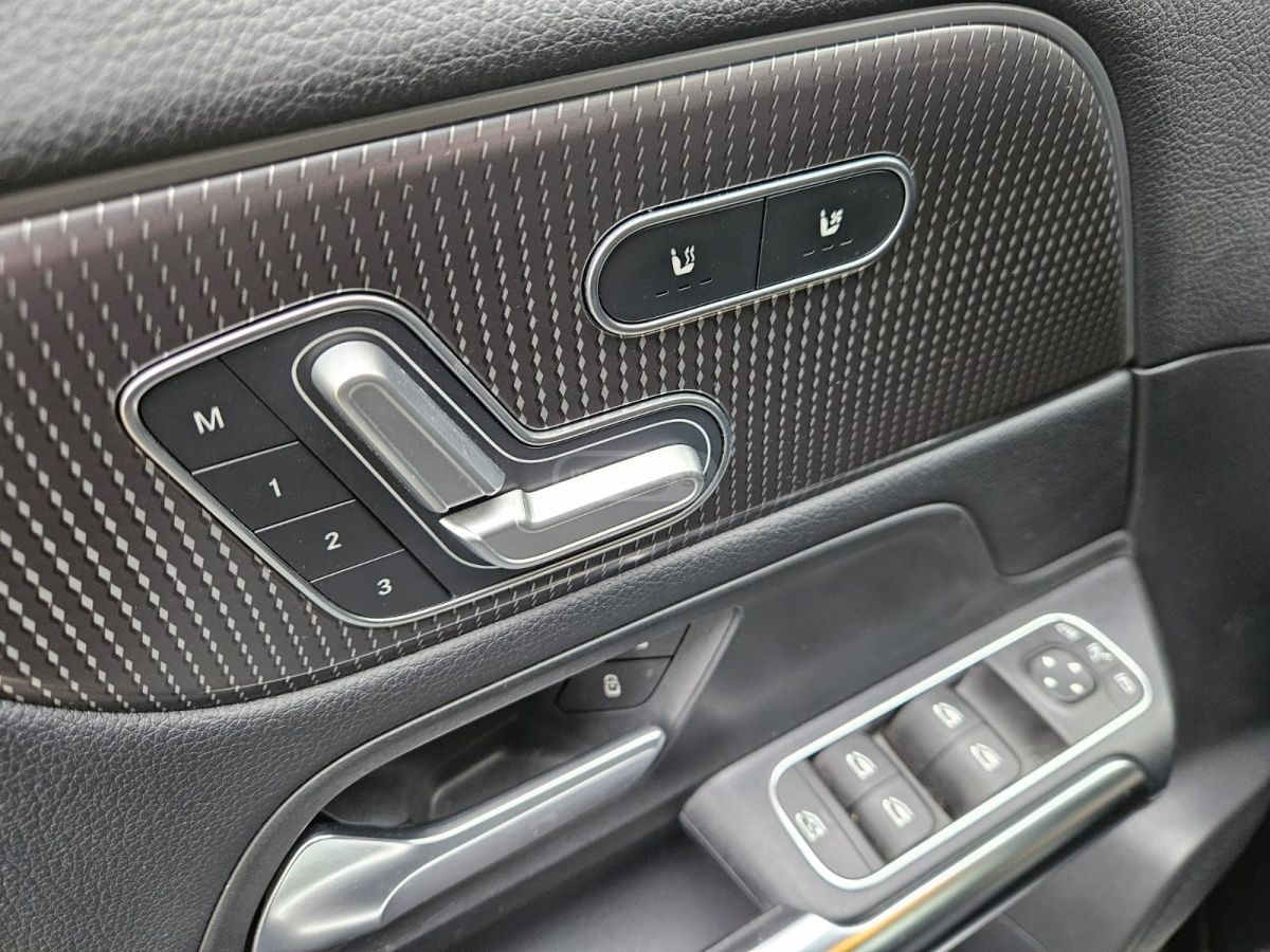 Mercedes-Benz Base GLA 250 4dr Front-Wheel D — миниатюра 9