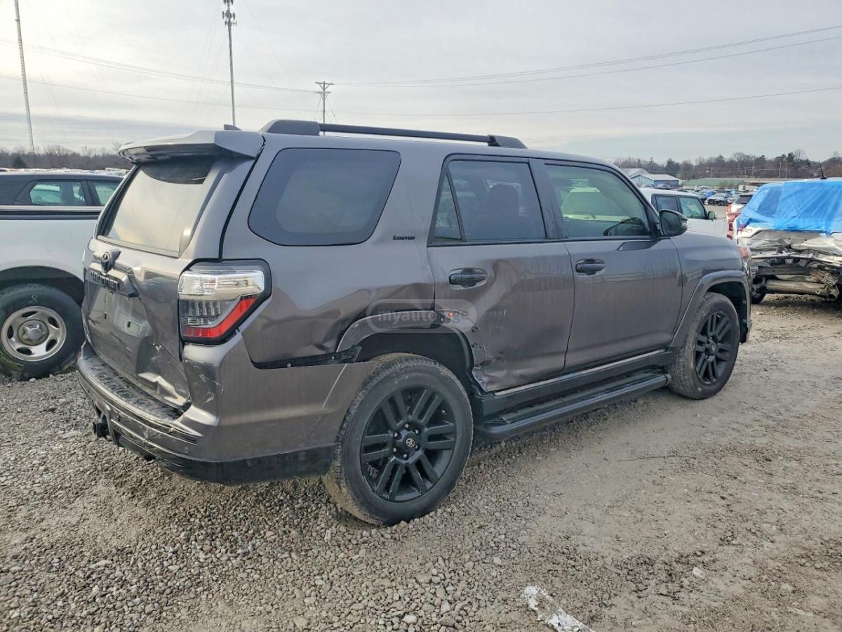 Toyota 4 Runner - фото 3