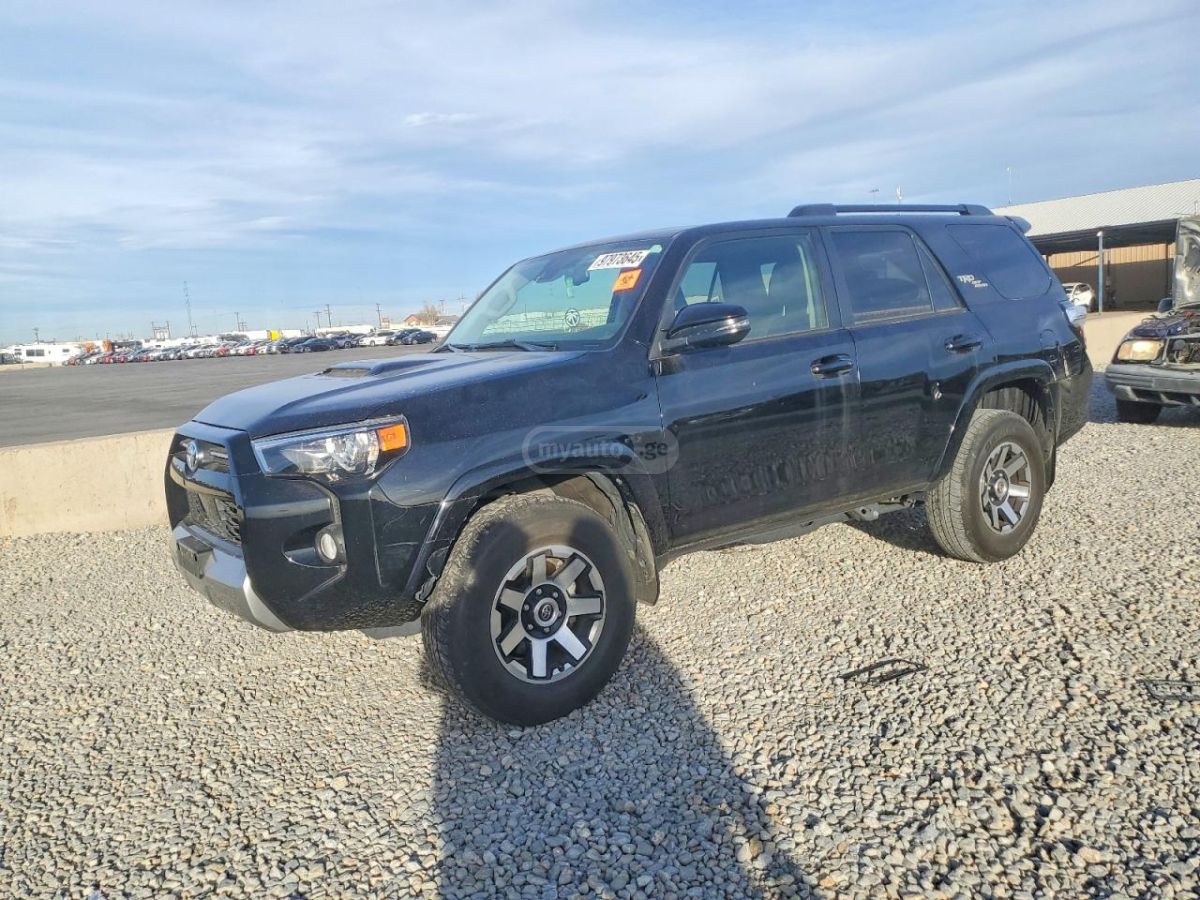 Toyota 4 Runner - фото 1