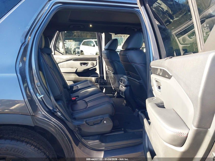 Honda Pilot 2025 — миниатюра 8