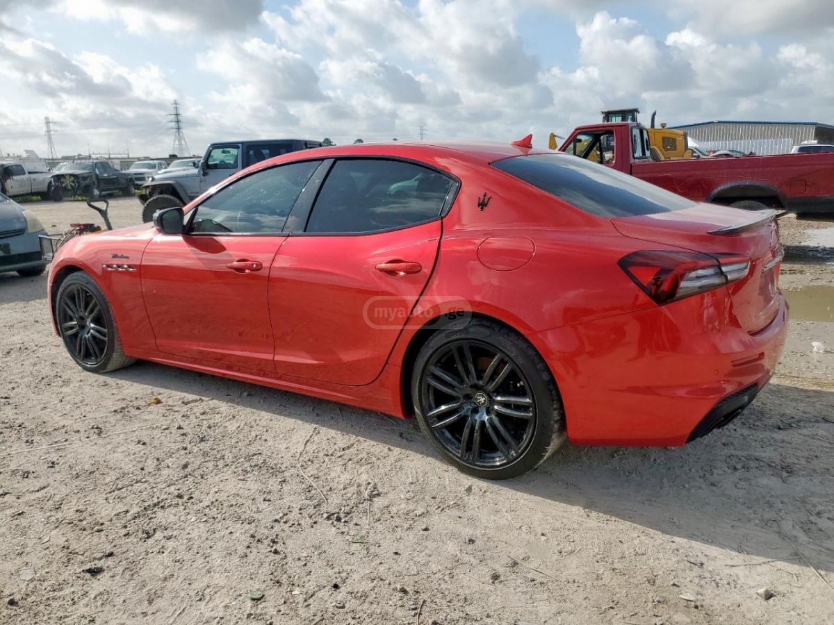 Maserati Ghibli 2023 — миниатюра 2