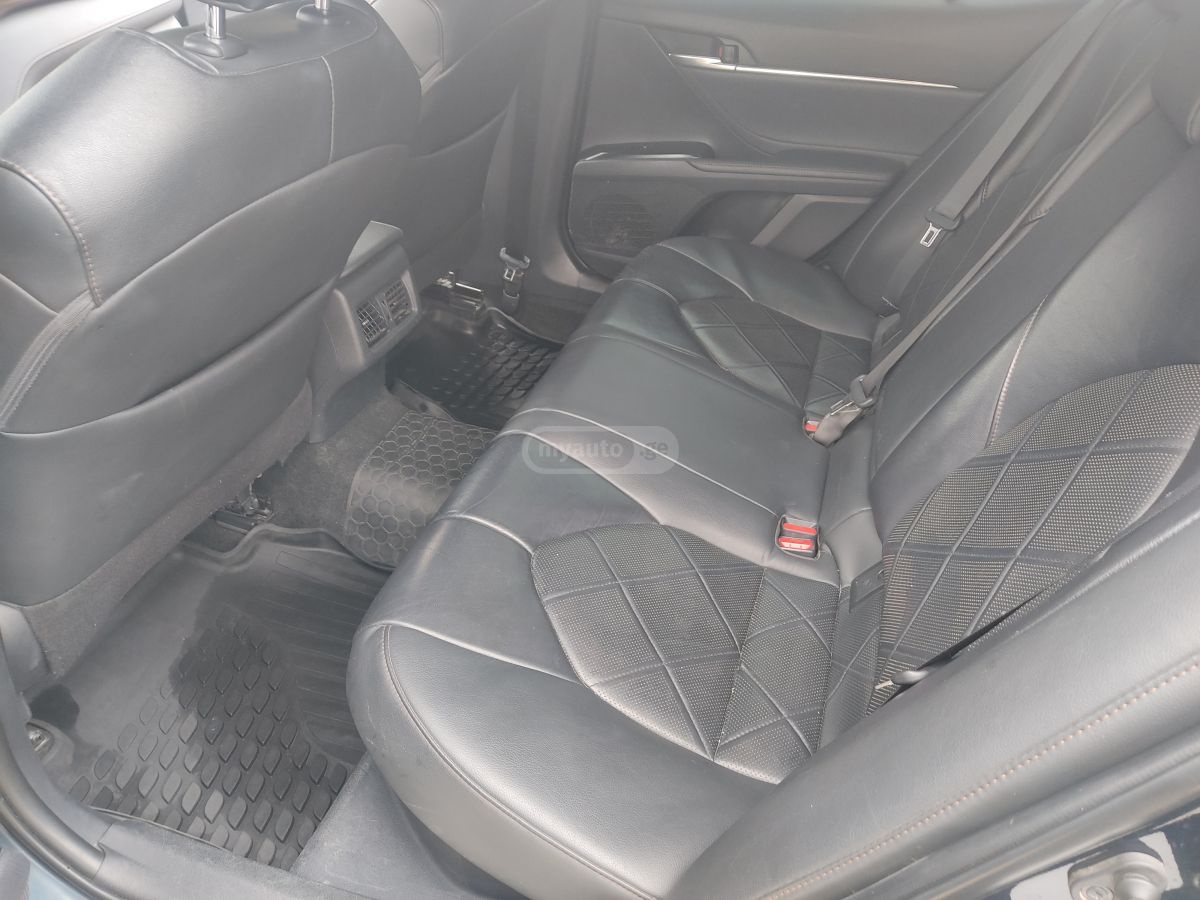 Toyota Camry - фото 15