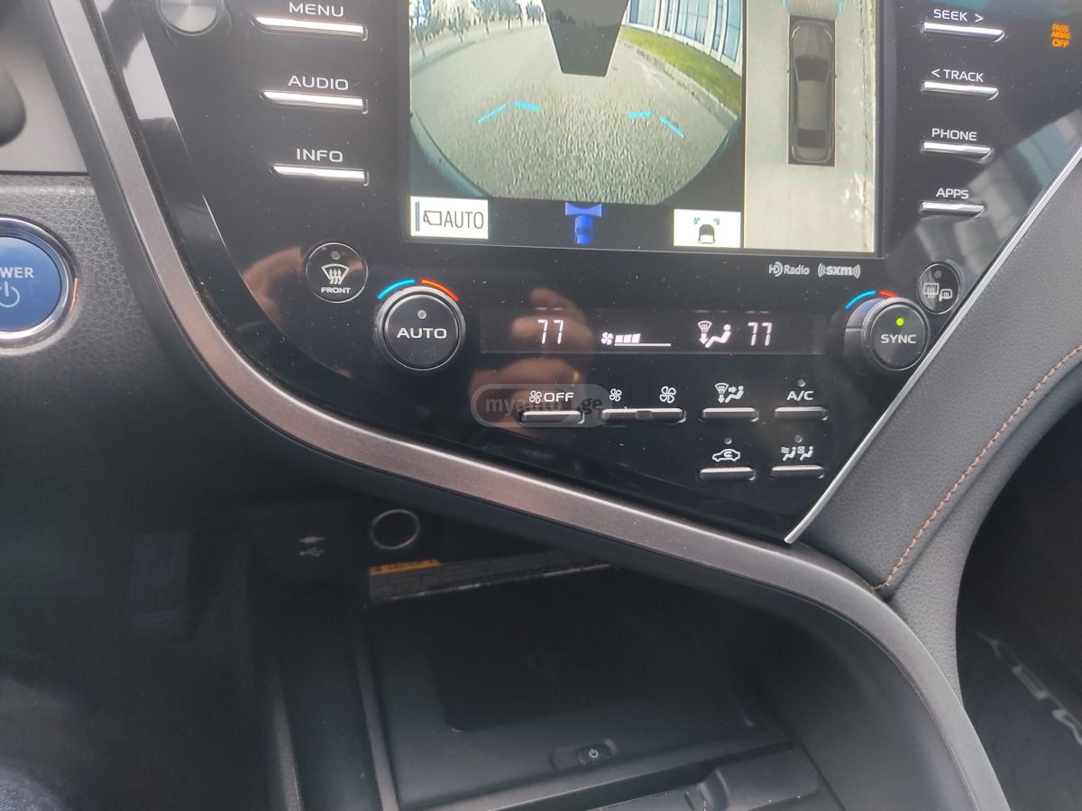 Toyota Camry - фото 7