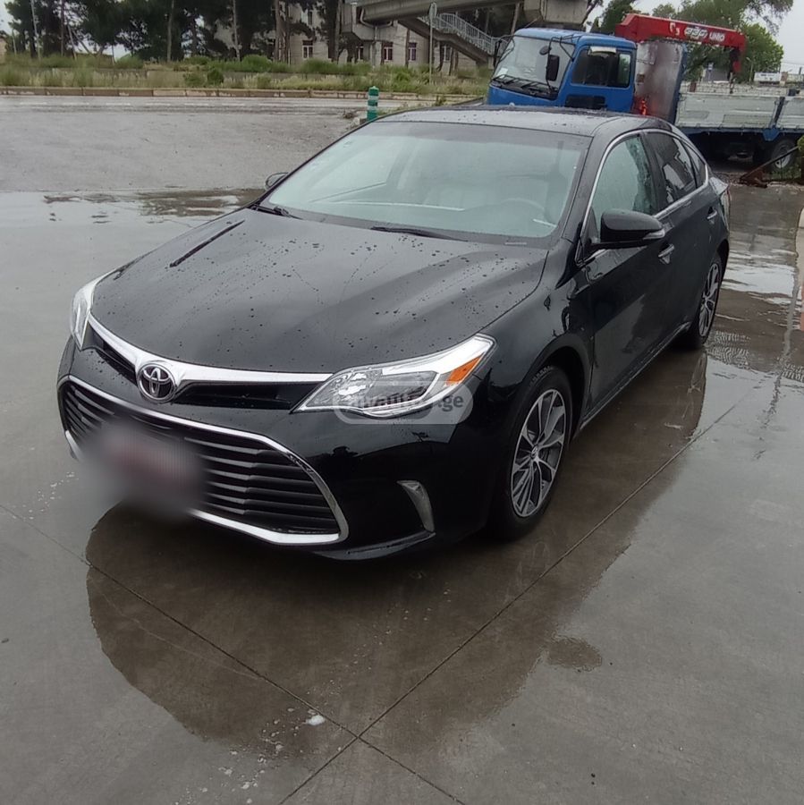 Toyota Avalon - фото 2