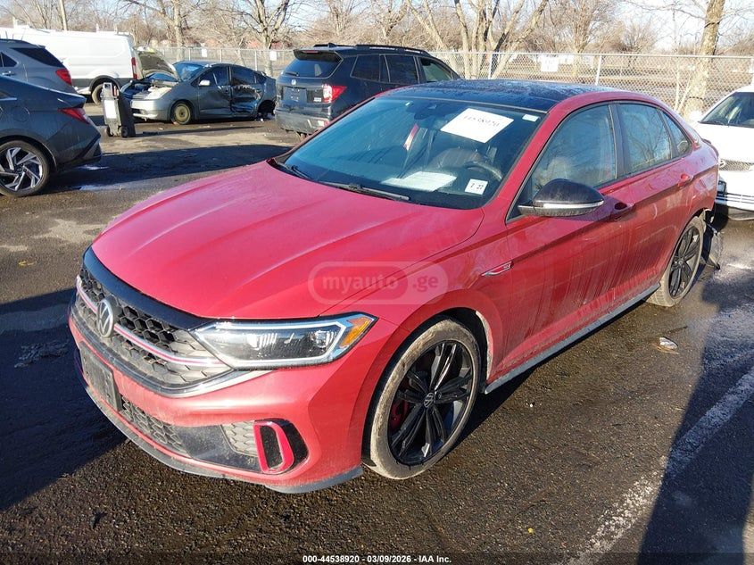 Volkswagen Jetta - фото 2