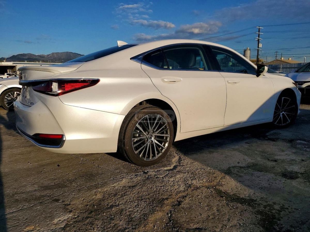 Lexus ES 350 - фото 3