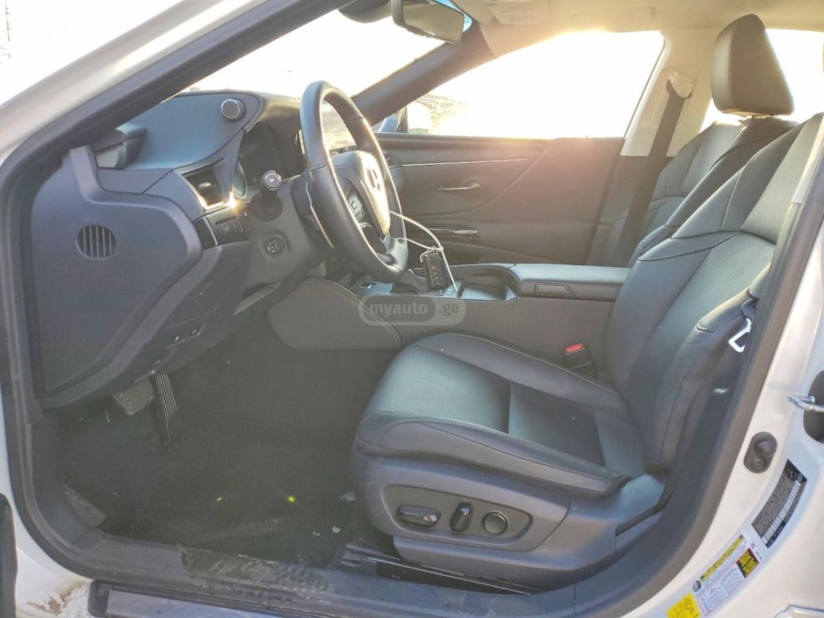 Lexus ES 350 - фото 7