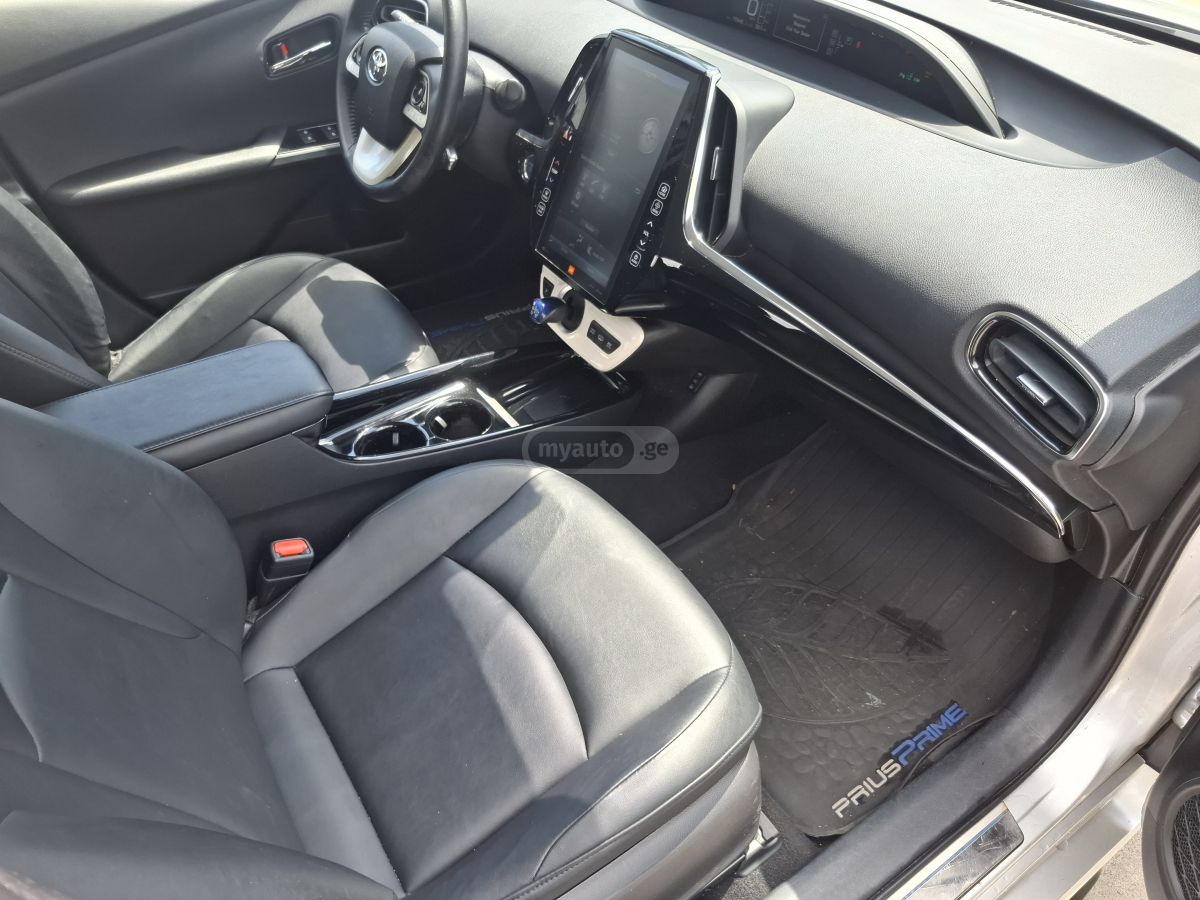 Toyota Prius - фото 11