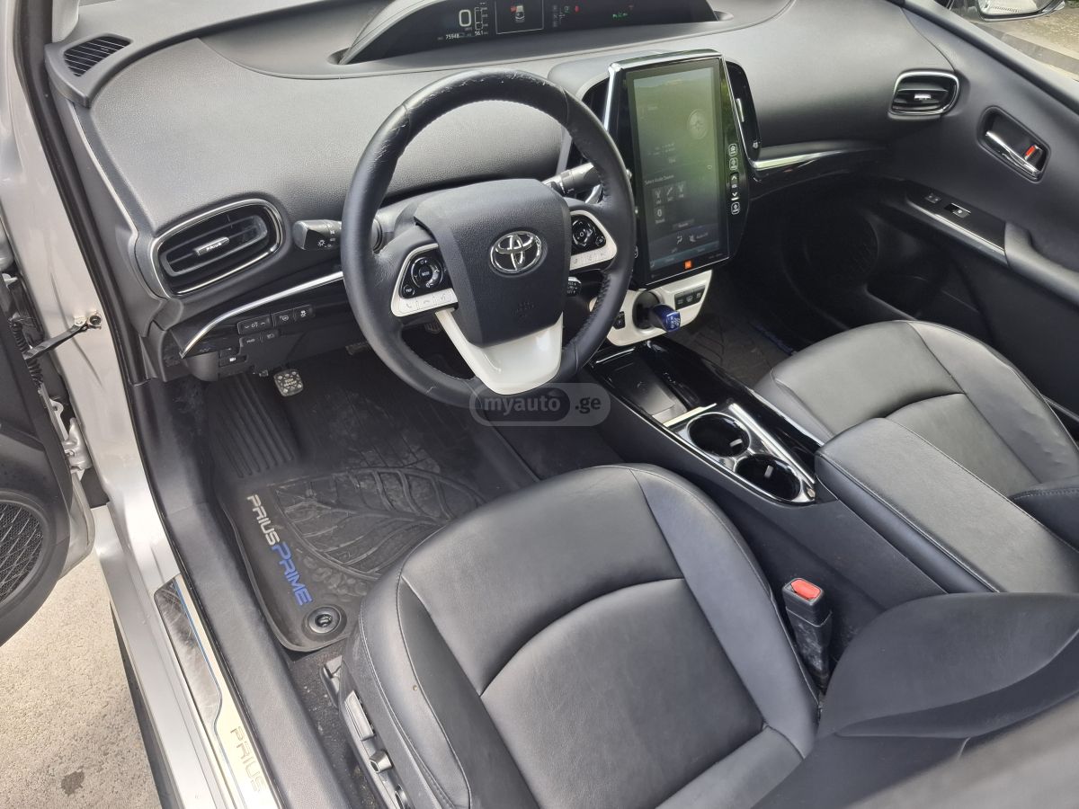 Toyota Prius - фото 8