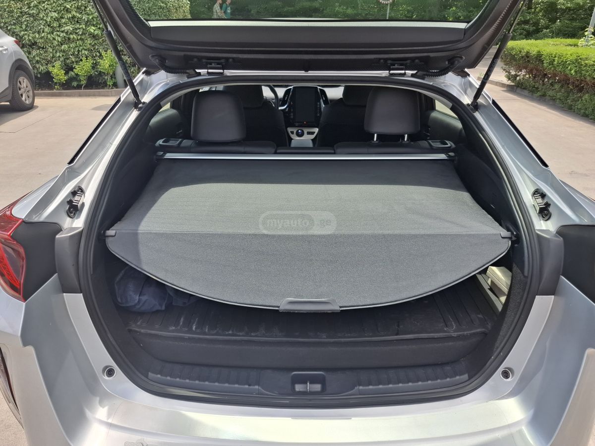 Toyota Prius - фото 9