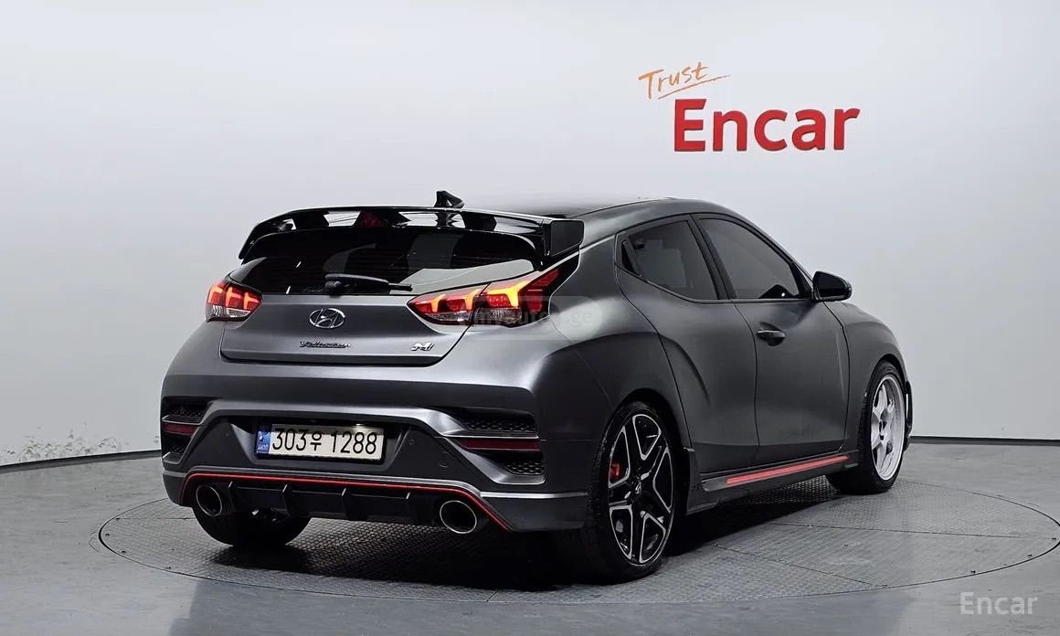 Hyundai Veloster - фото 2